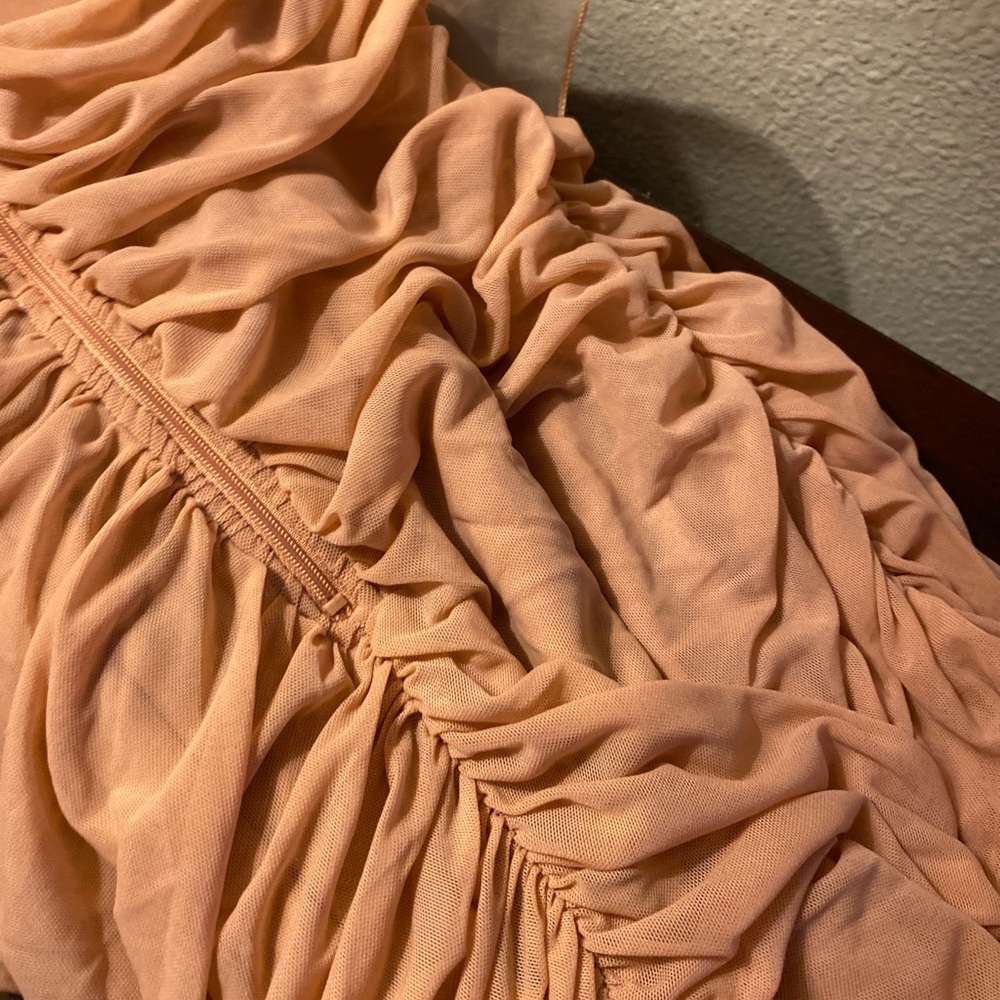 One x plus size party dress.super 🥰 pink flower dress fashion nova - Picture 2 of 14